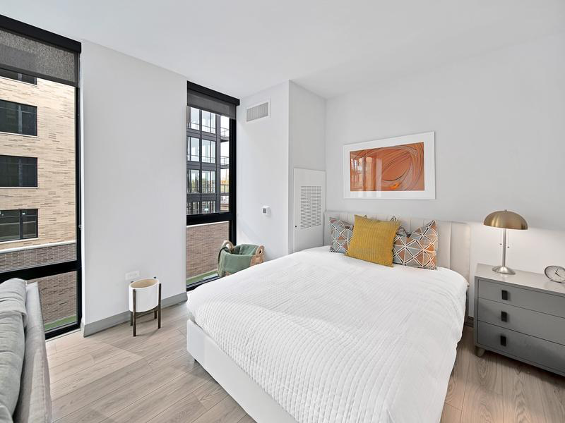 2001 N Elston Ave - Photo 5 of 7