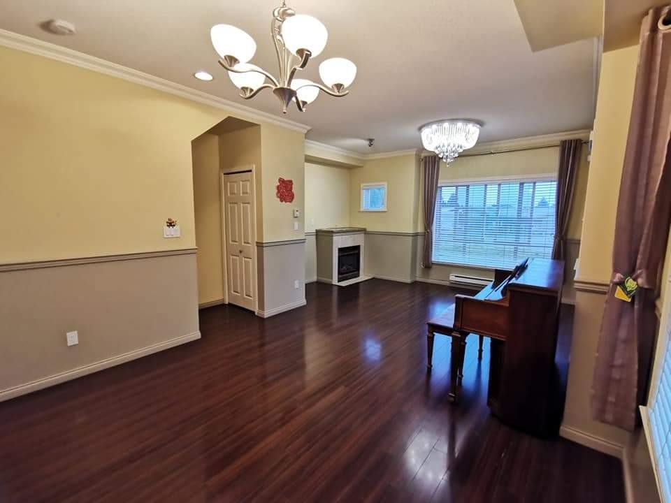 9451 Granville Avenue - Photo 3 of 27