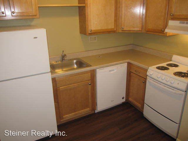 7816 Lloyd Ave - Photo 2 of 10