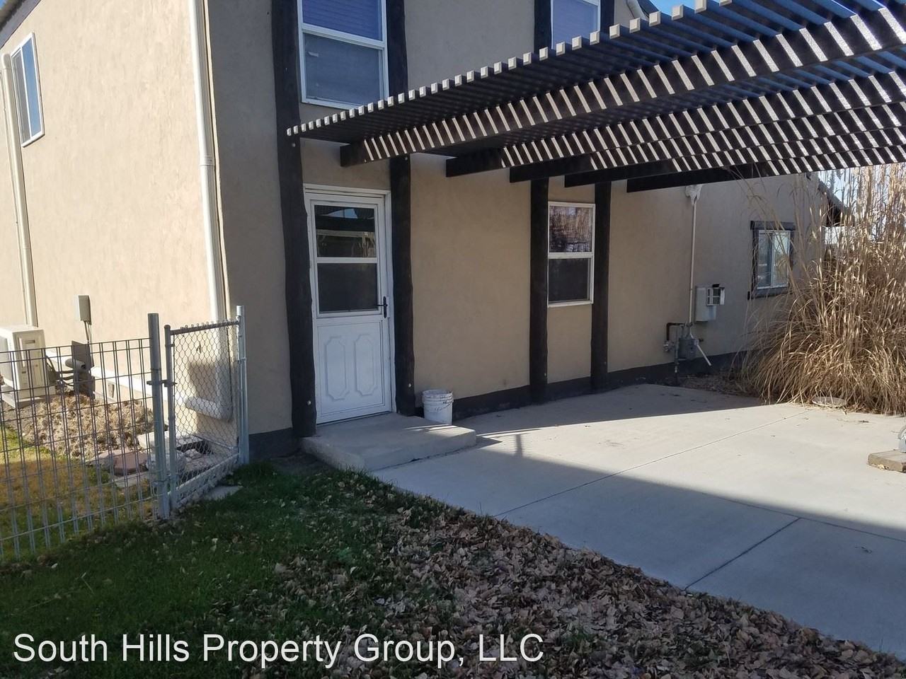 1205 Addison Avenue West - Photo 3 of 7