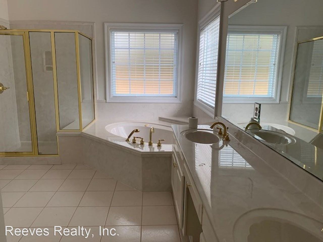 3281 Benyard Dr - Photo 3 of 22