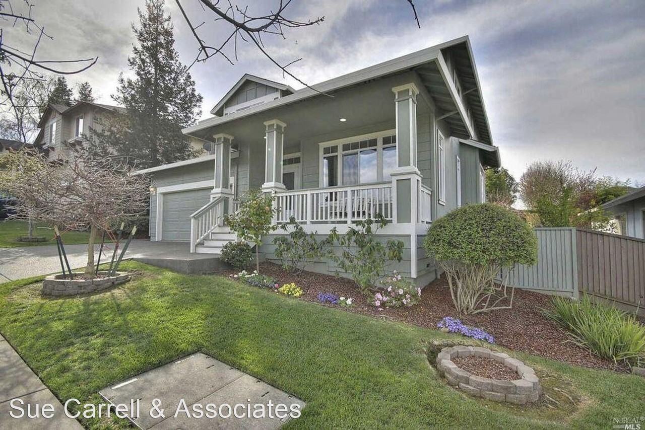 1475 Great Heron Dr - Photo 2 of 32