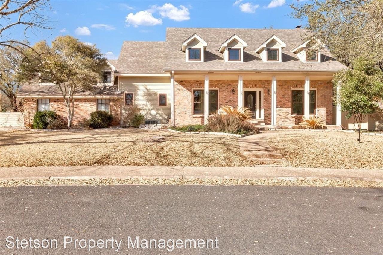 3112 Brightwood Dr - Photo 3 of 21