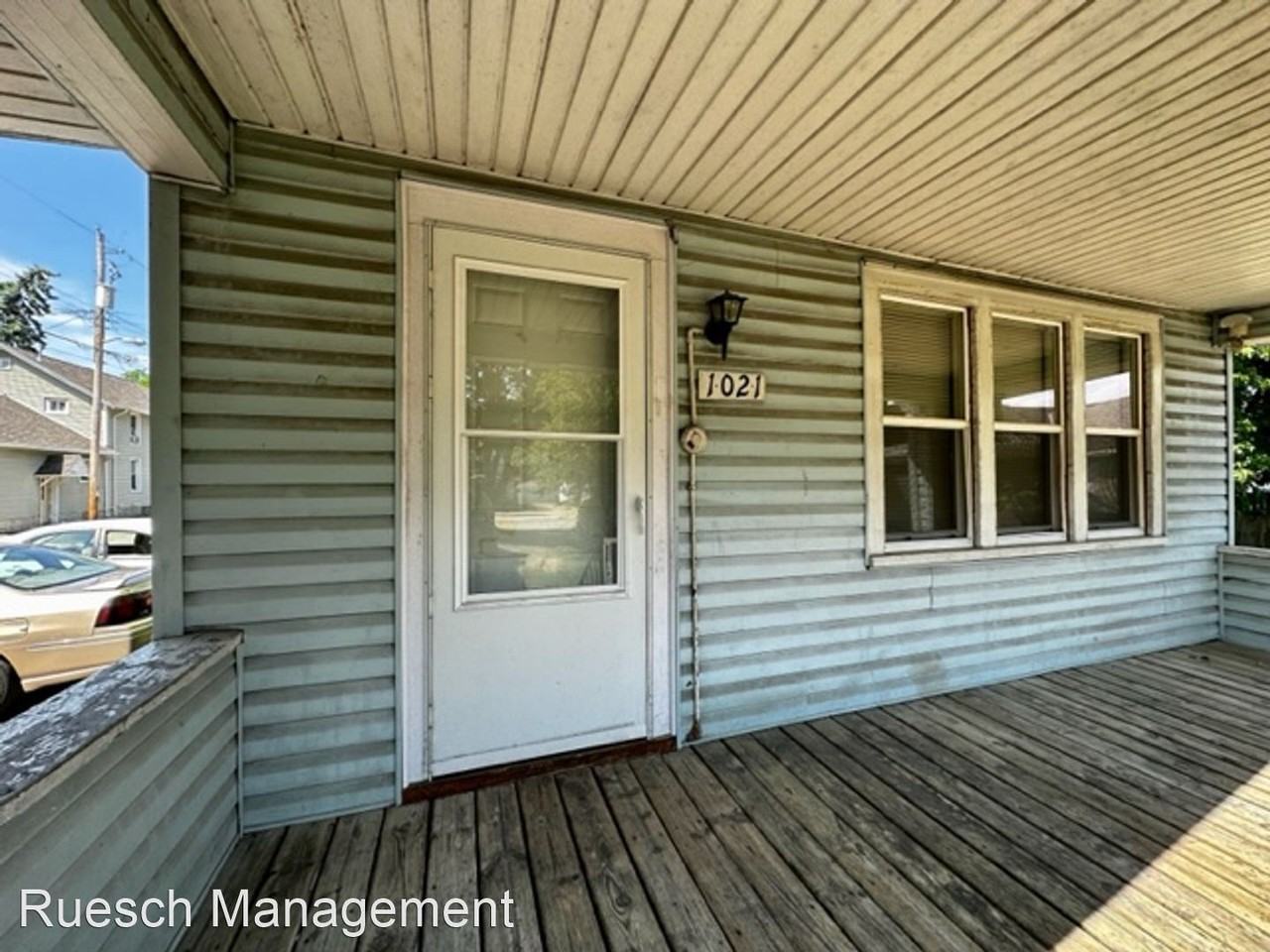 1021 E Walnut St - Photo 2 of 22