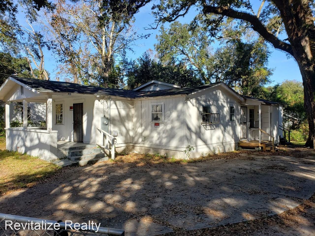 2708 Edgewood St - Photo 2 of 12