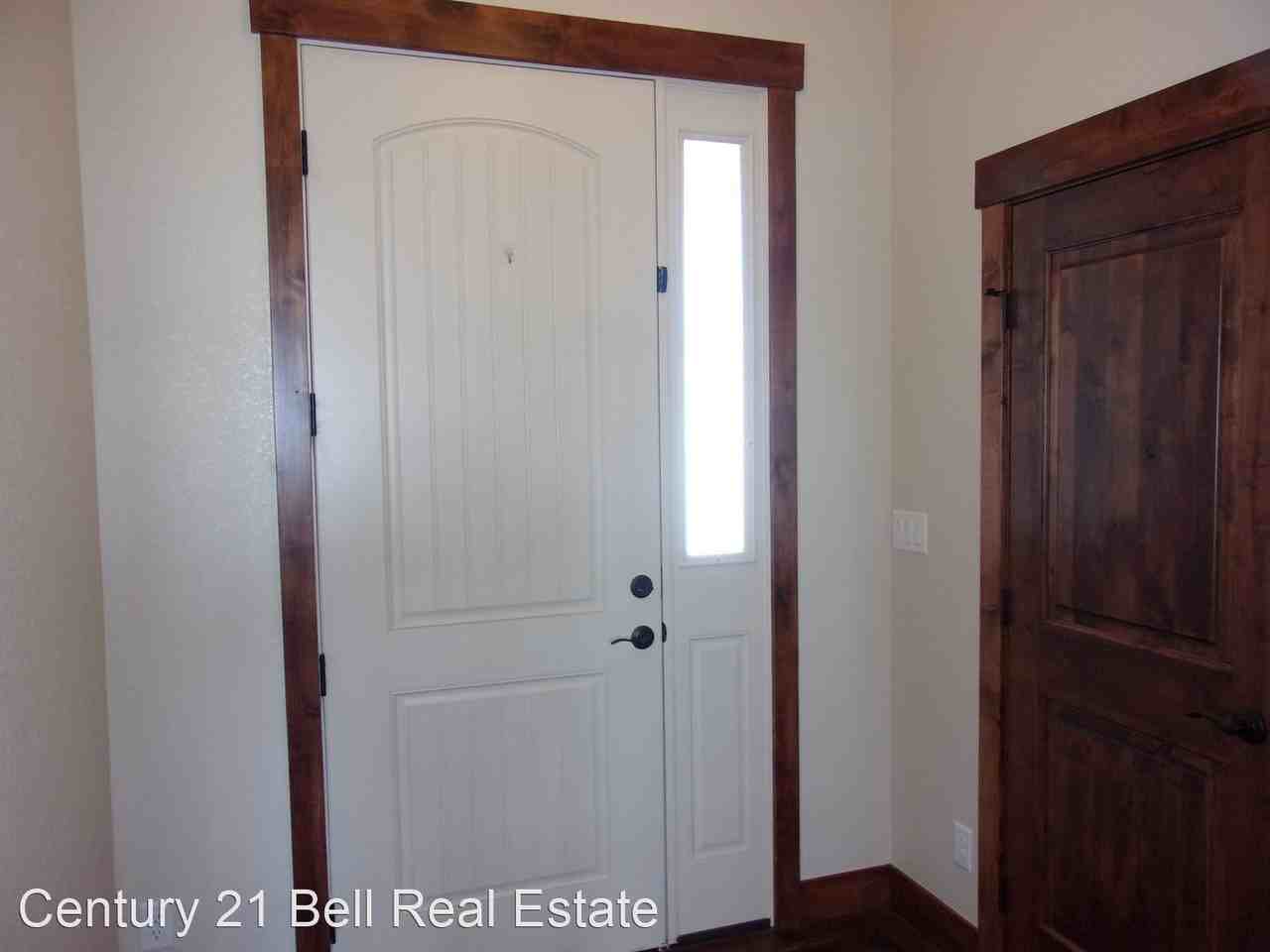 3532 Red Feather Trl - Photo 3 of 28