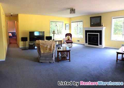 3990 12th St SE - Photo 3 of 13