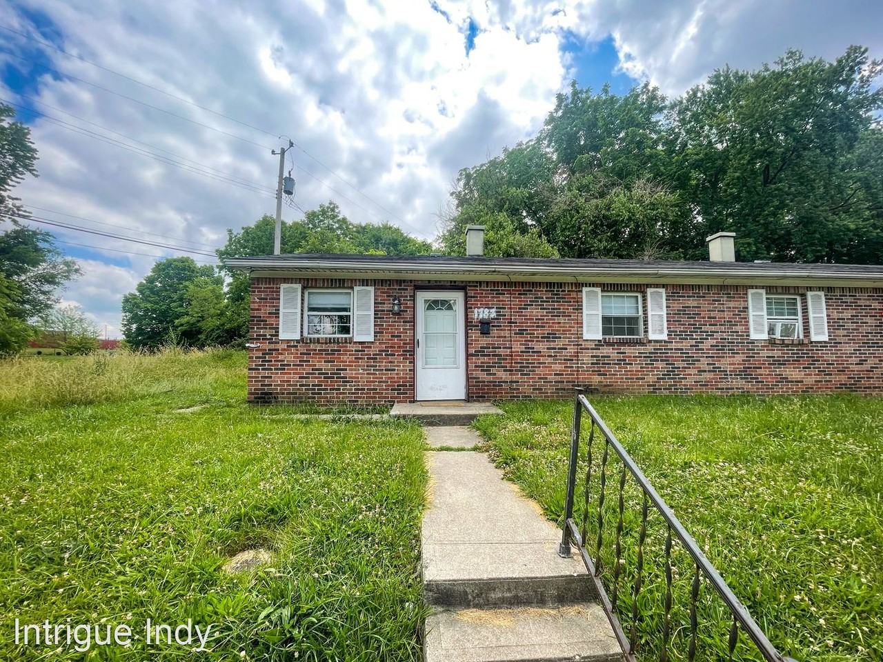 1781 1783 Roosevelt Ave Apartments in Martindale Brightwood