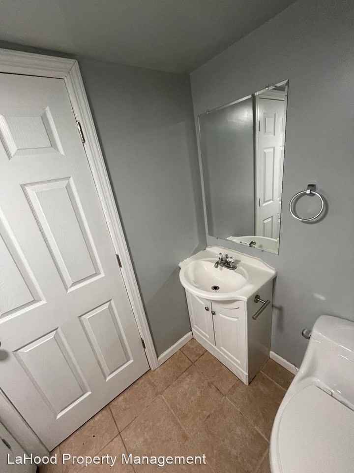 1500 E Terrace View Ln - Photo 3 of 13