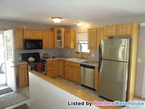 7000 164th Ave NW - Photo 2 of 14