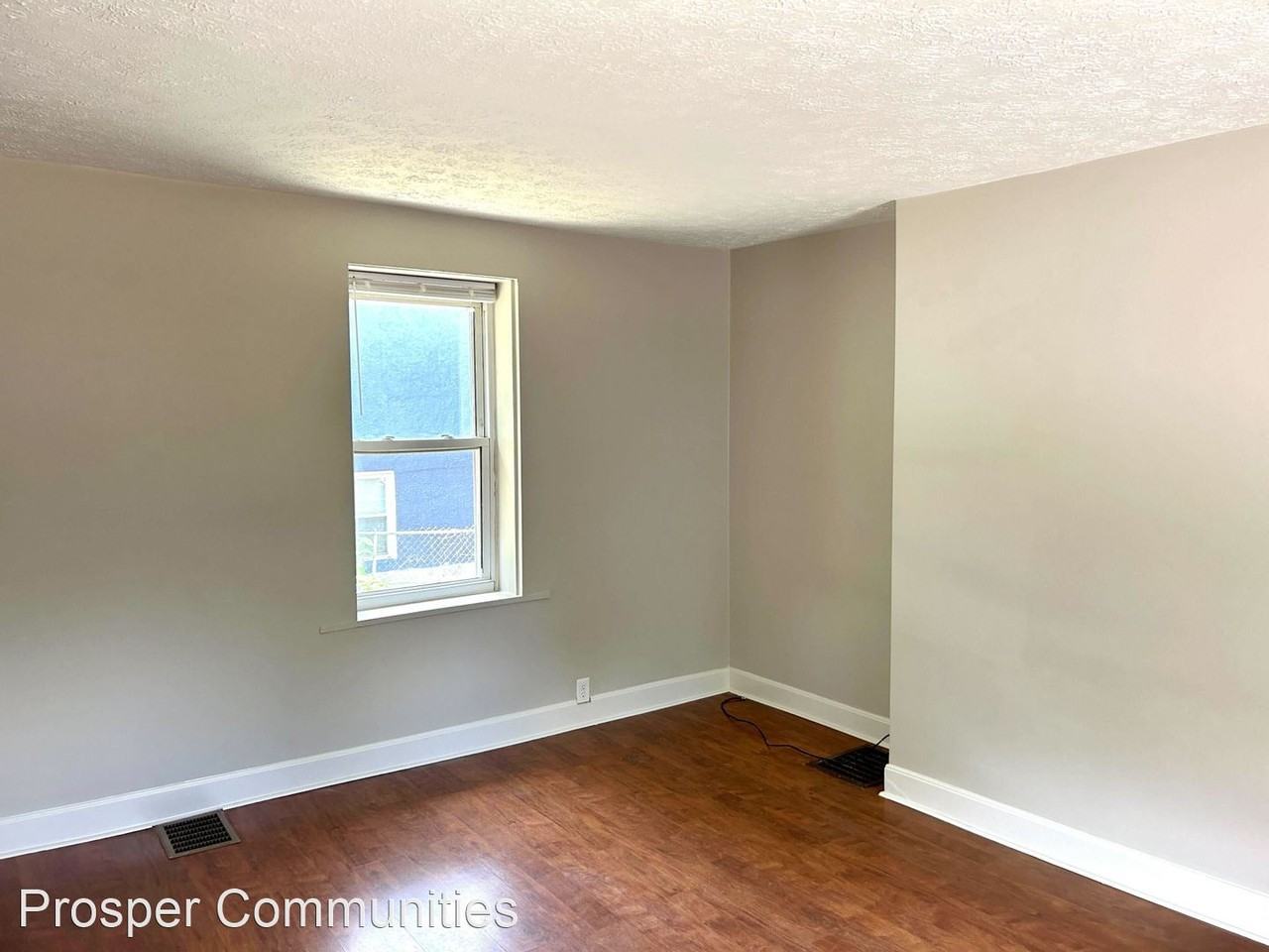 113 N Third St - Photo 2 of 11
