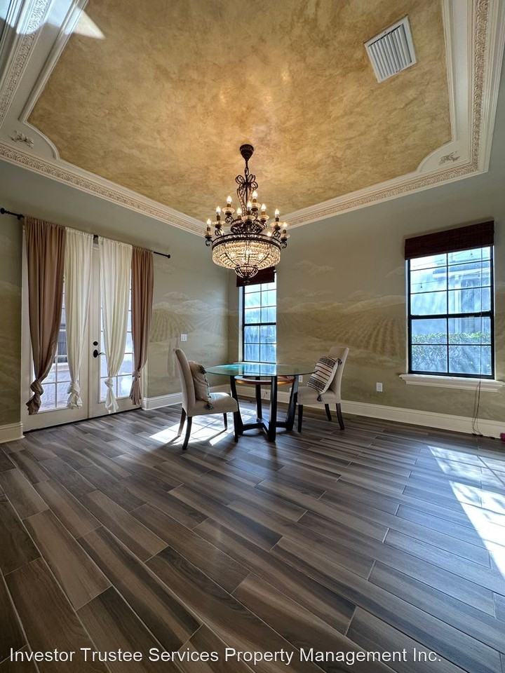 7811 Palmilla Ct - Photo 2 of 18