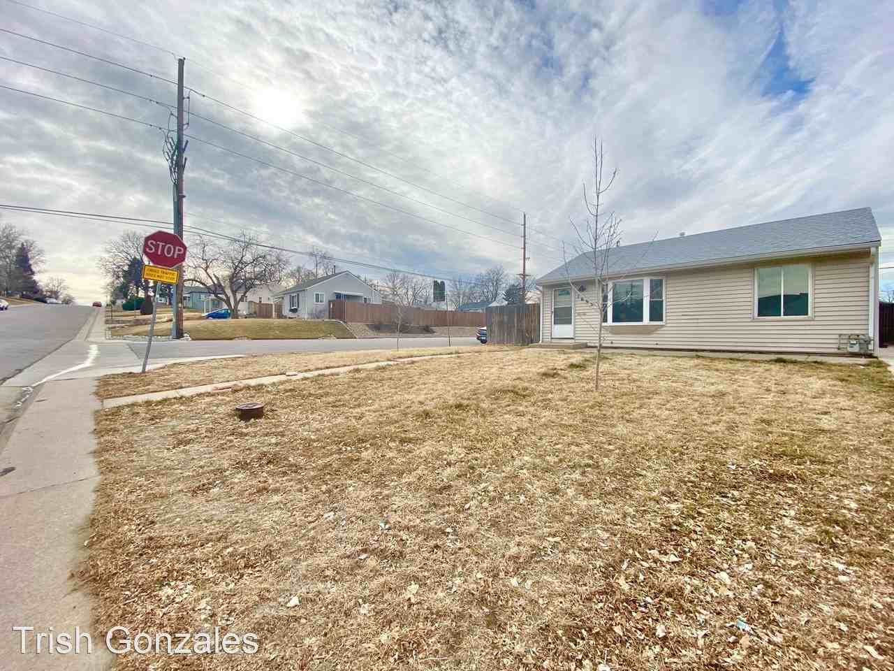 1695 S Raritan St - Photo 2 of 10