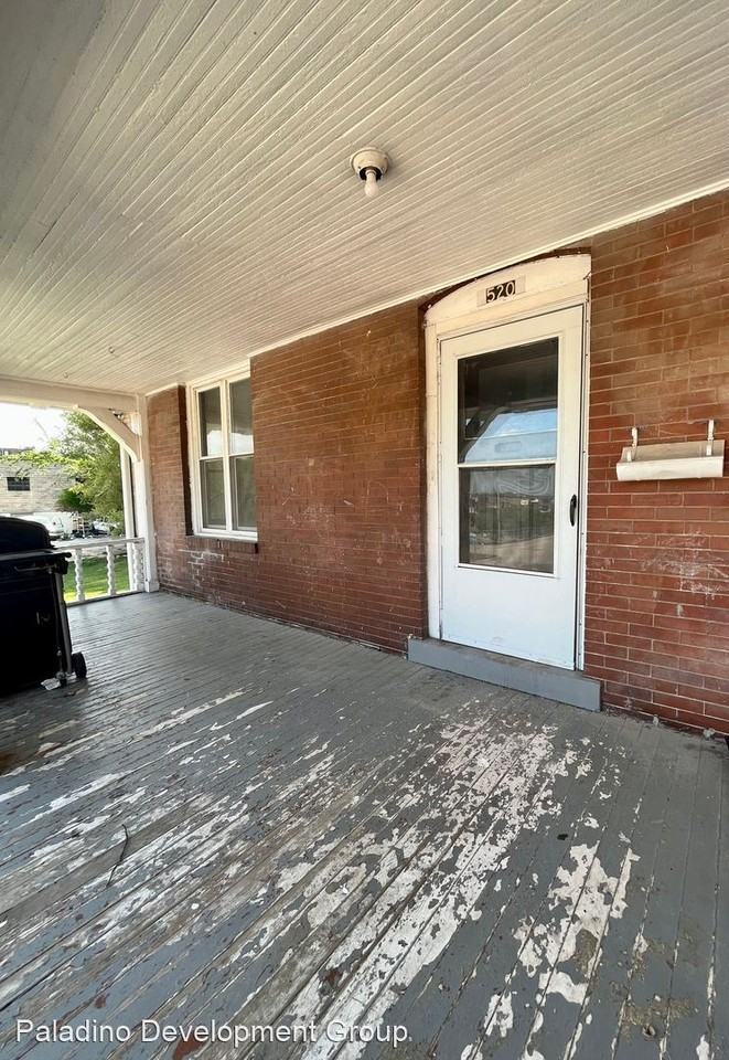 520 S 21st Ave - Photo 2 of 25