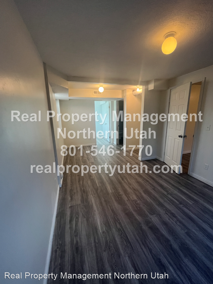 141 W 600 S - Photo 3 of 17