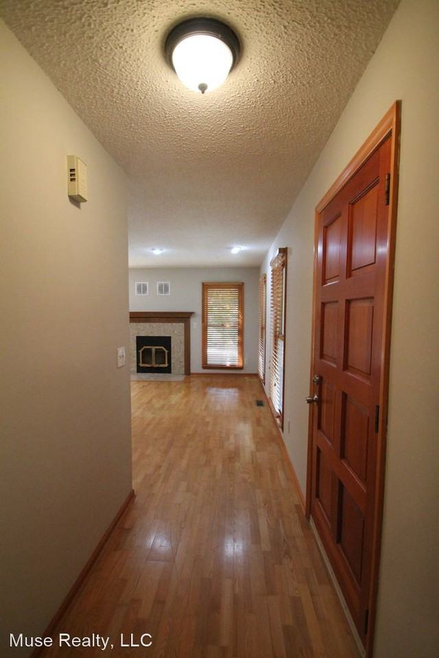 25056 Timberlake Dr - Photo 2 of 27