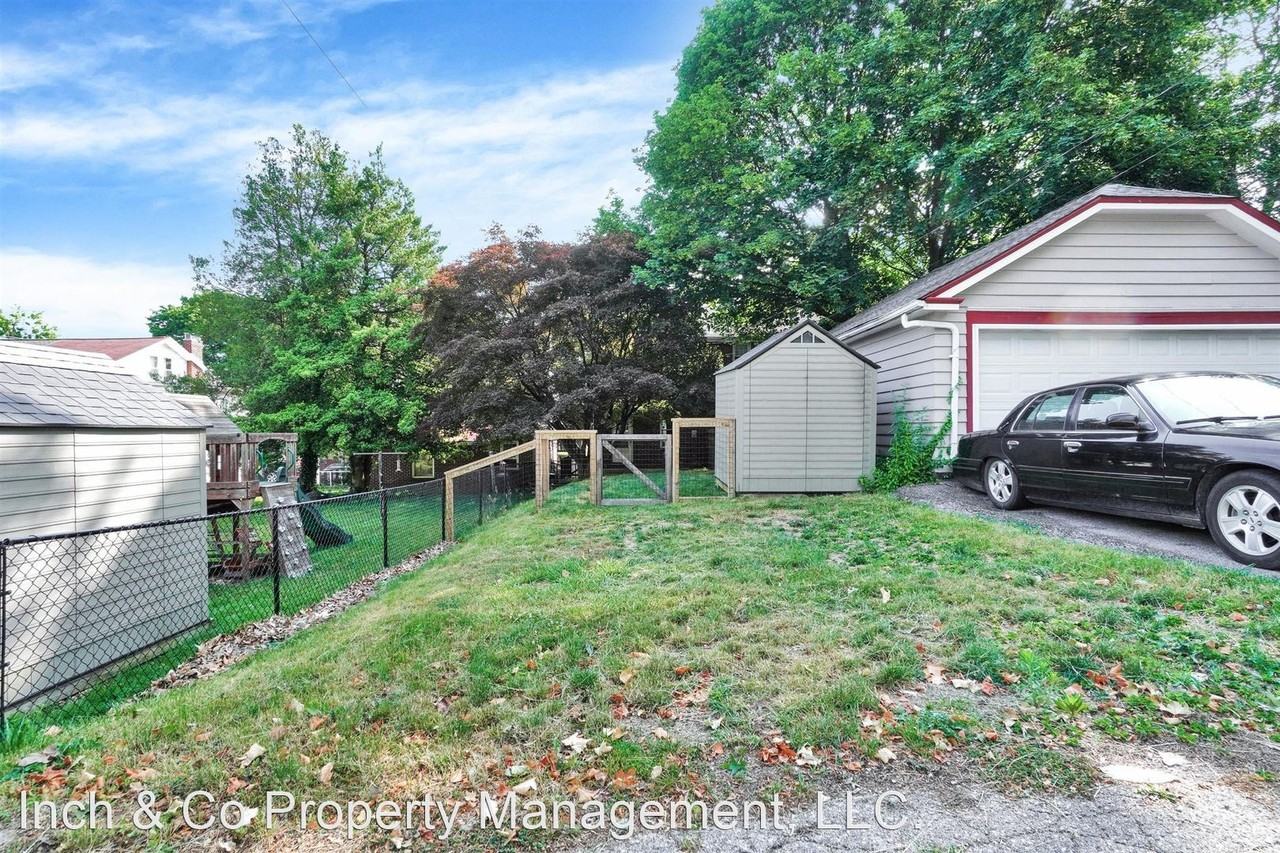 1230 S Pine St - Photo 2 of 50