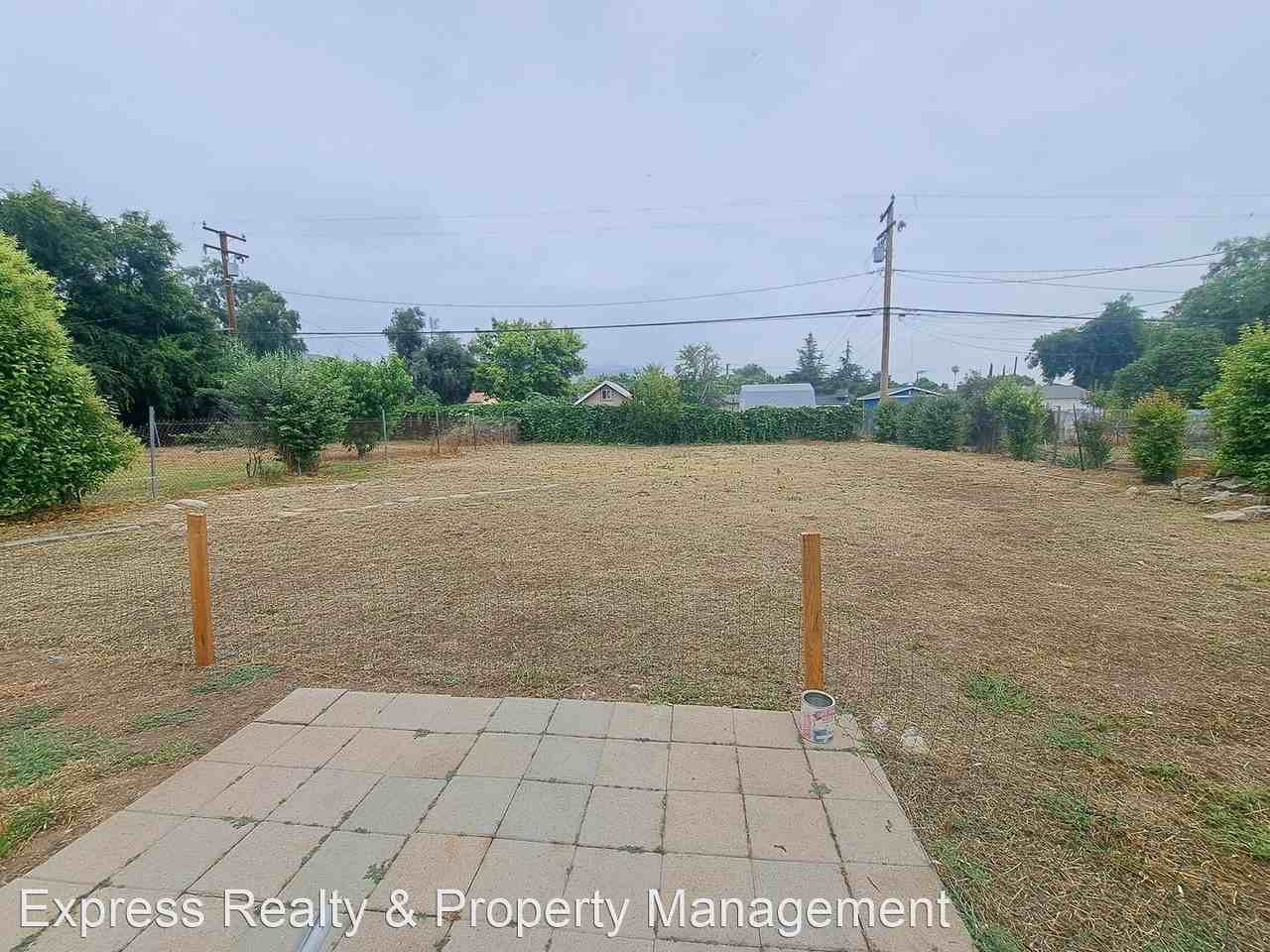 4655 N Mayfield Ave - Photo 3 of 7