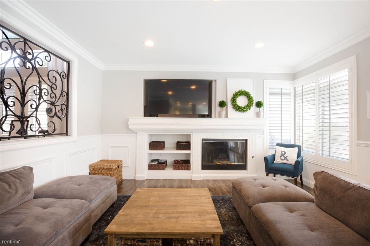 23788 Sonata Dr - Photo 3 of 50