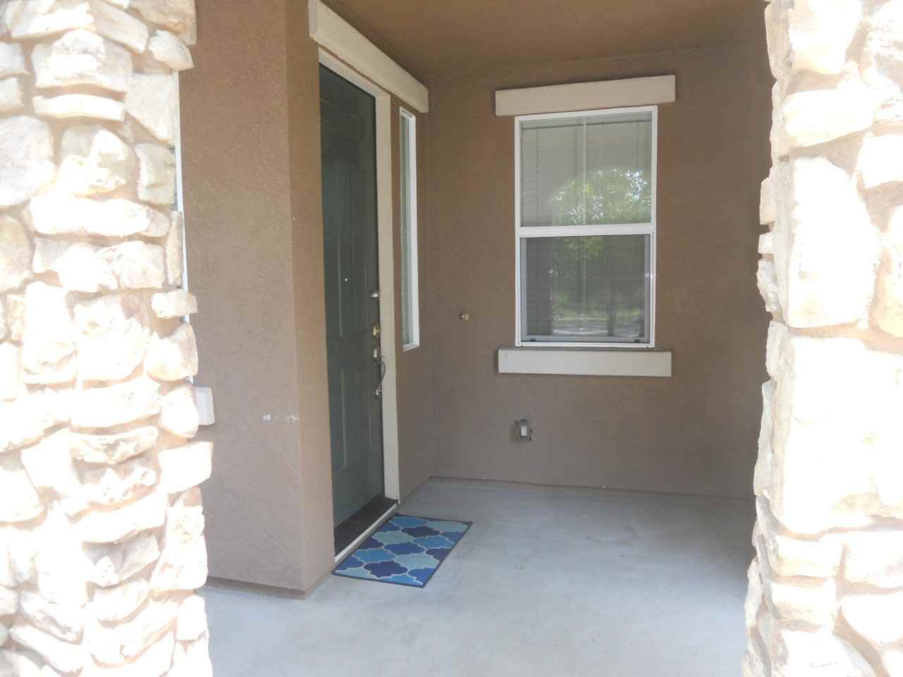 2504 Las Palomas Loop - Photo 2 of 48