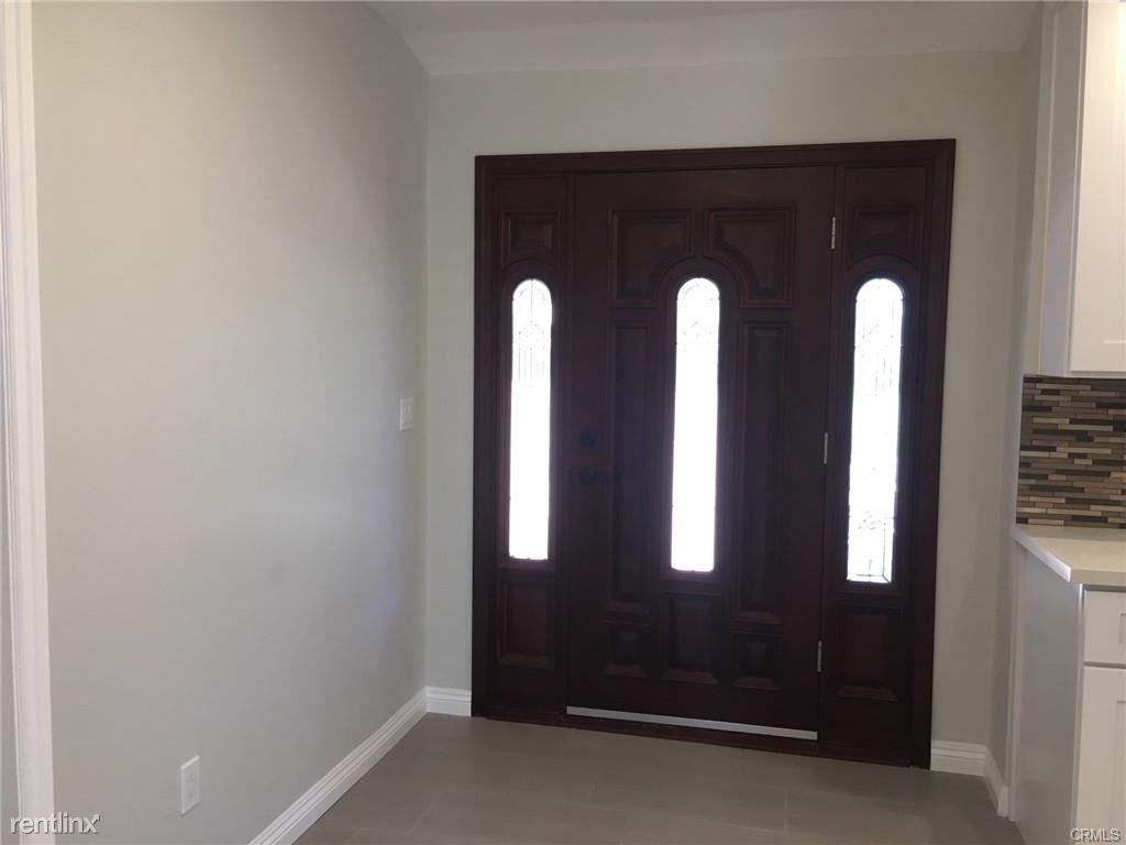 3328 Reta St - Photo 2 of 9