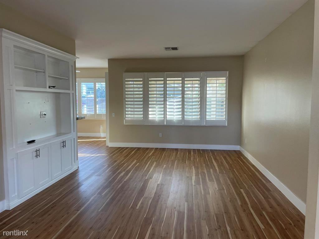 78724 Palm Tree Ave - Photo 3 of 6