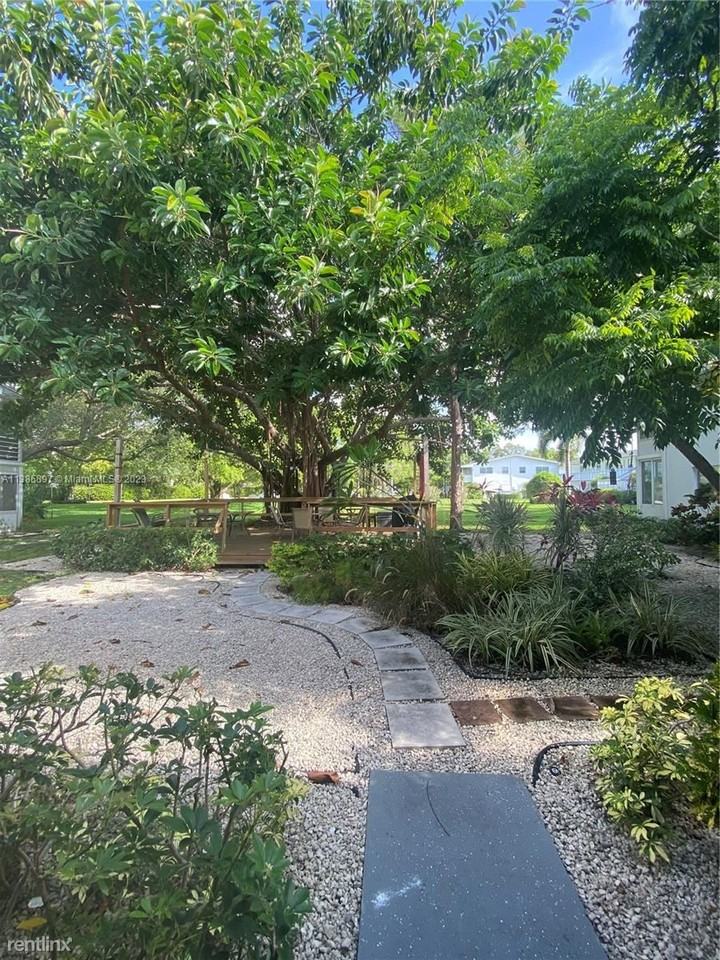 111 Tilford F #111 - Photo 3 of 29