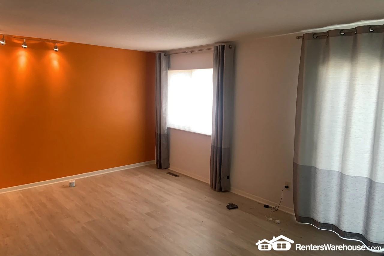 3061 Zarthan Ave S - Photo 3 of 25