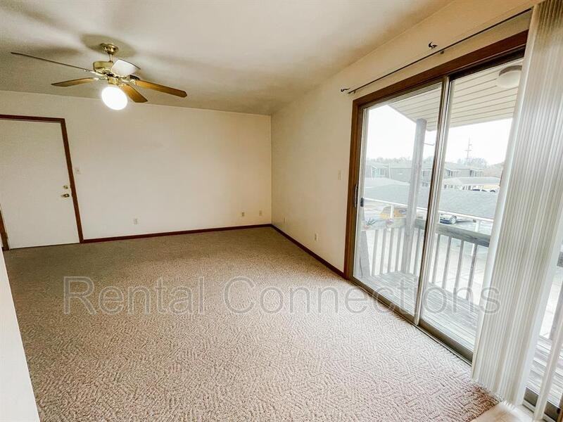 500 E College B4 #B4 - Photo 3 of 3
