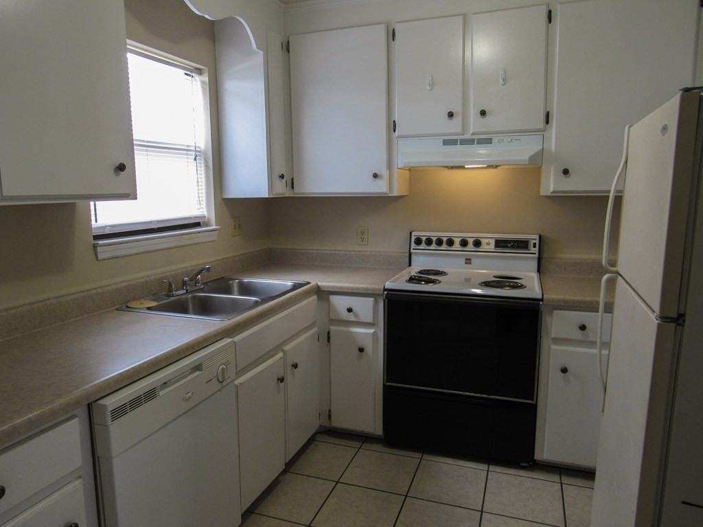 357 Elba Highway - Photo 5 of 17