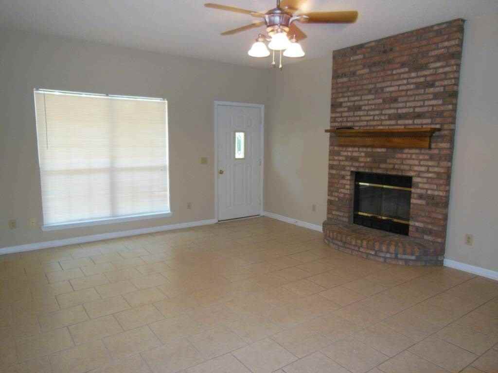 101 Pine Forest Cir - Photo 3 of 11