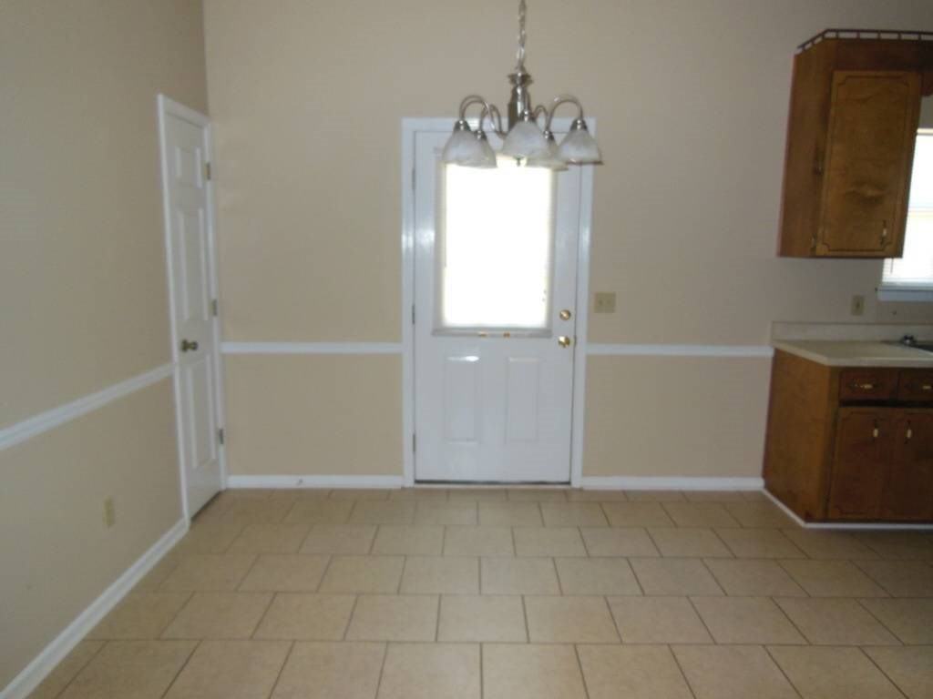 101 Pine Forest Cir - Photo 4 of 11