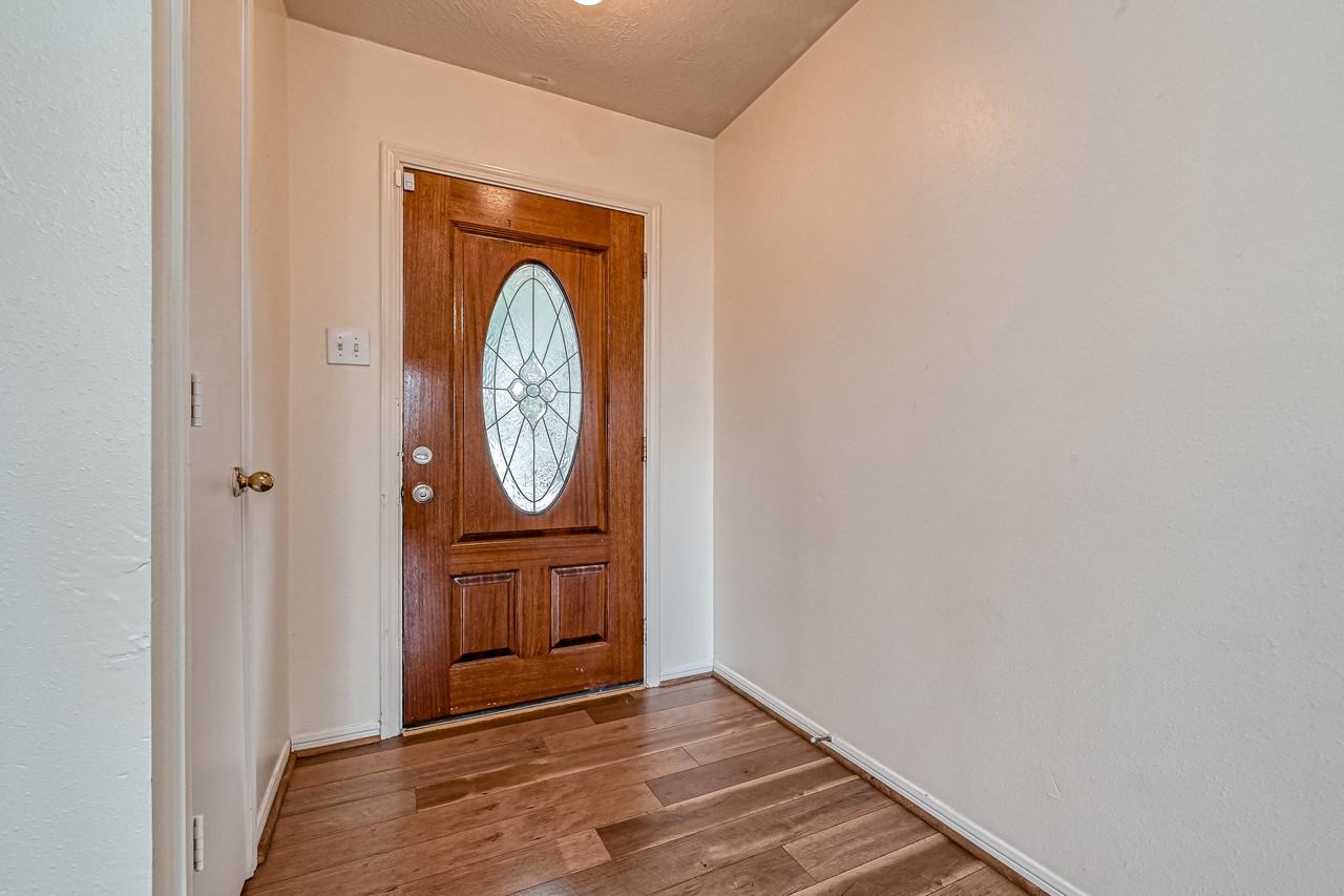 2314 Cardinal Elm St - Photo 3 of 15