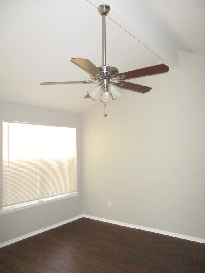 15354 Peachmeadow Ln - Photo 3 of 15