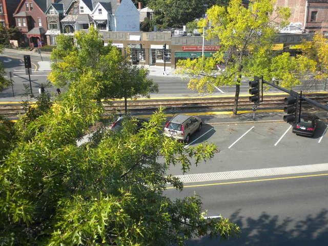1417 Beacon St #9 - Photo 7 of 31