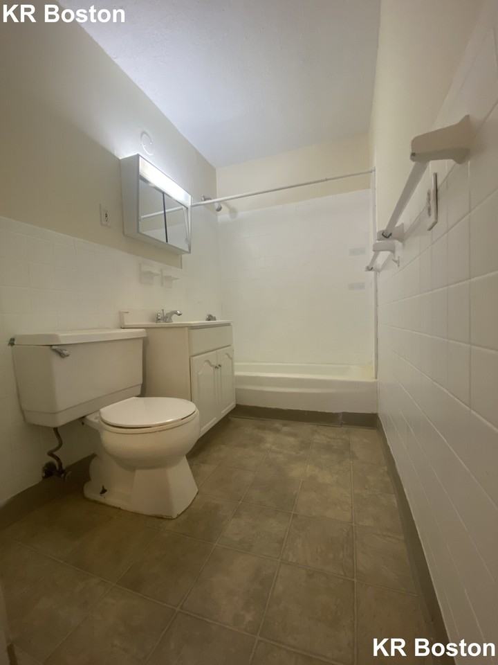 Gardner St. & Linden Street #35 - Photo 2 of 8