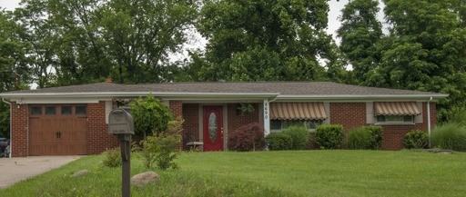 8690 Pastoral Ln - Photo 2 of 19