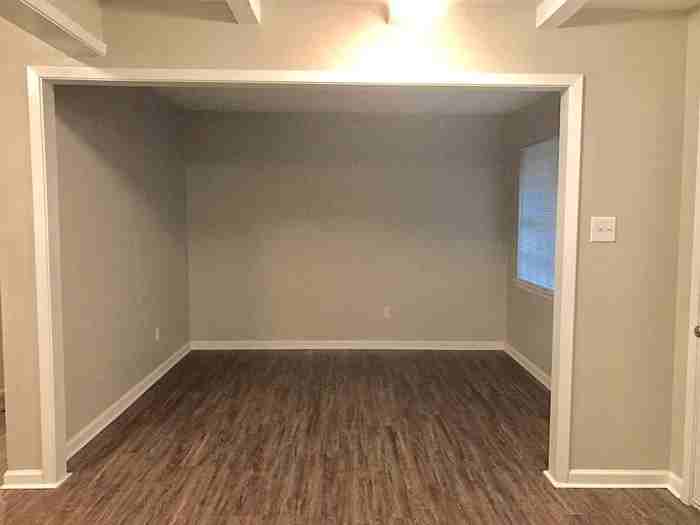 808 N Ector Dr - Photo 3 of 33