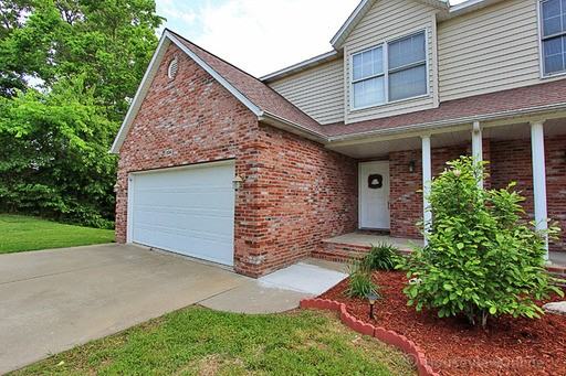 236 Hidden Meadows Dr - Photo 2 of 4