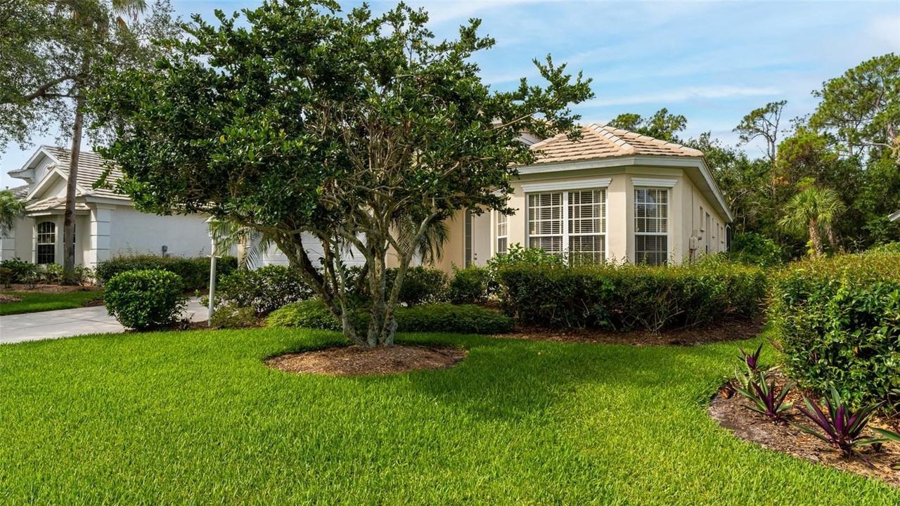 6920 Lennox Pl - Photo 2 of 50