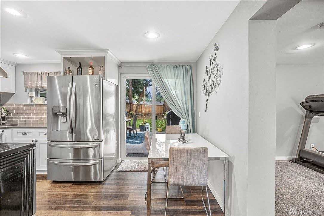 22901 58th Ave W - Photo 3 of 50