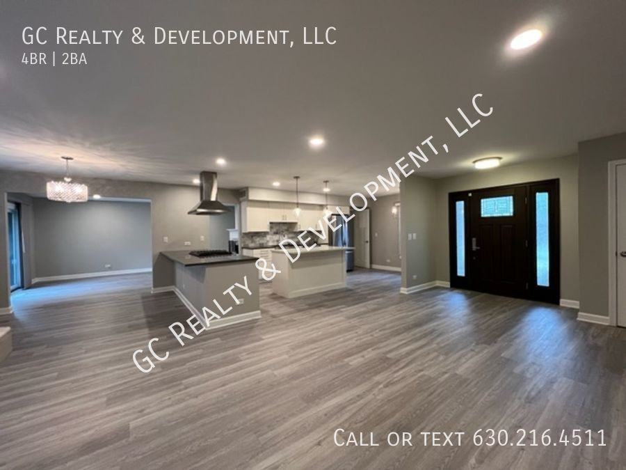 249 Hawthorne Dr - Photo 3 of 25