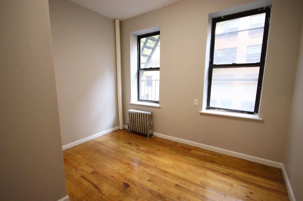 34 East 7th Street - Photo 6 of 15