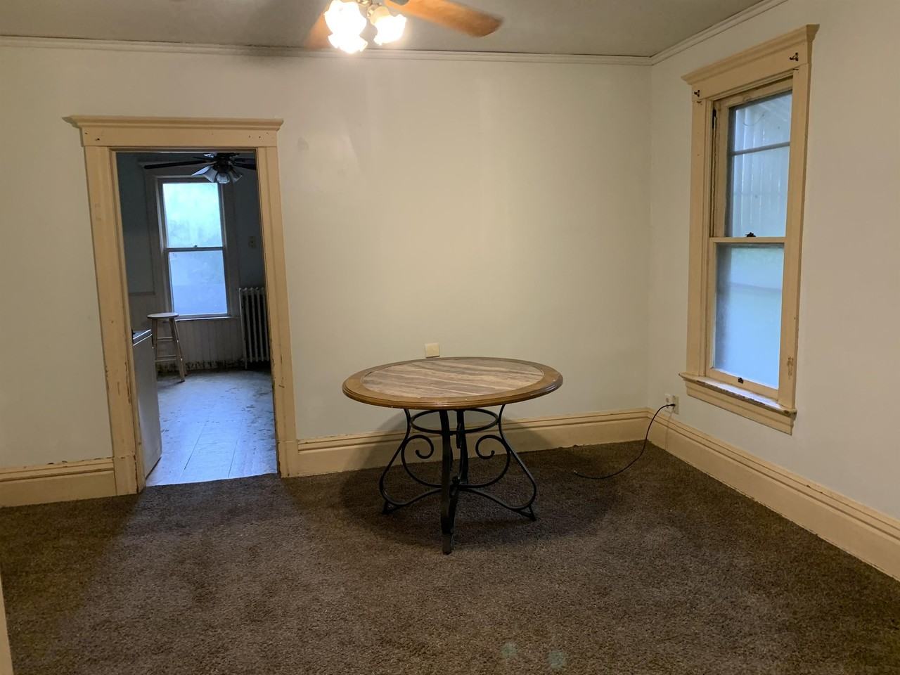 674 Jessamine Ave E #2 - Photo 3 of 7