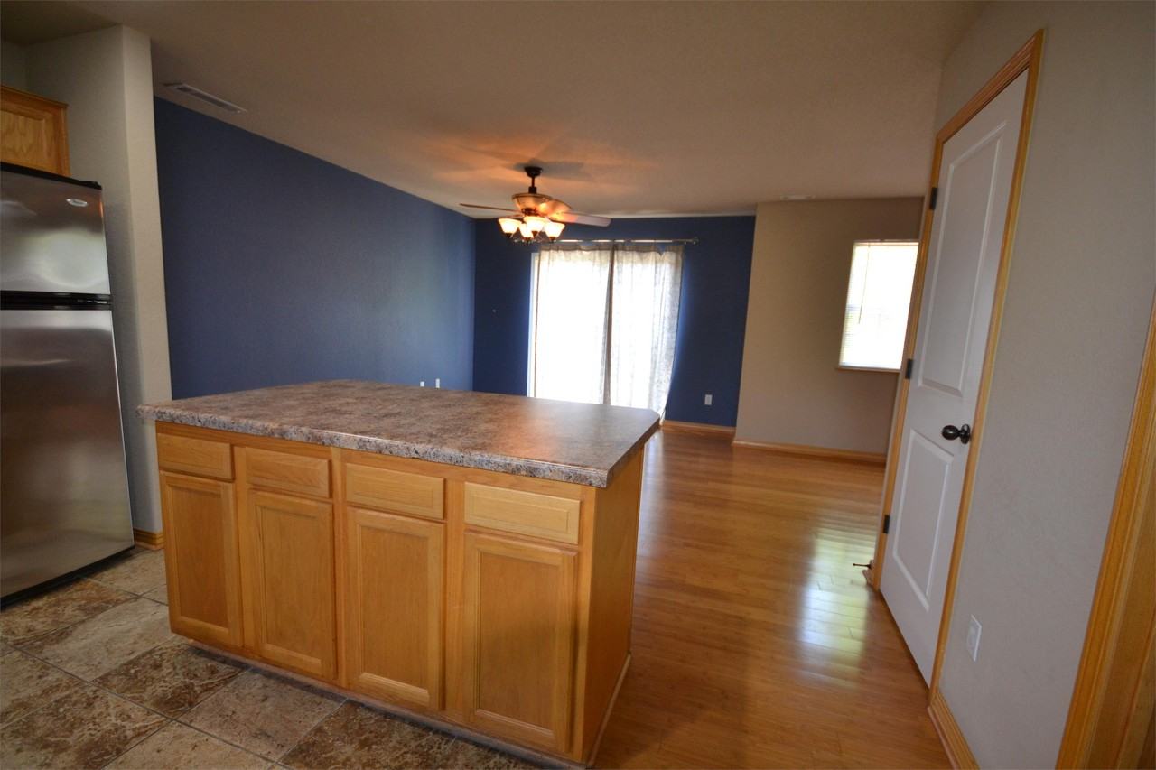 2848 West Redstone Drive #1 - Photo 5 of 13