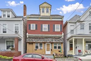 featured image of 56 Wilson St #3