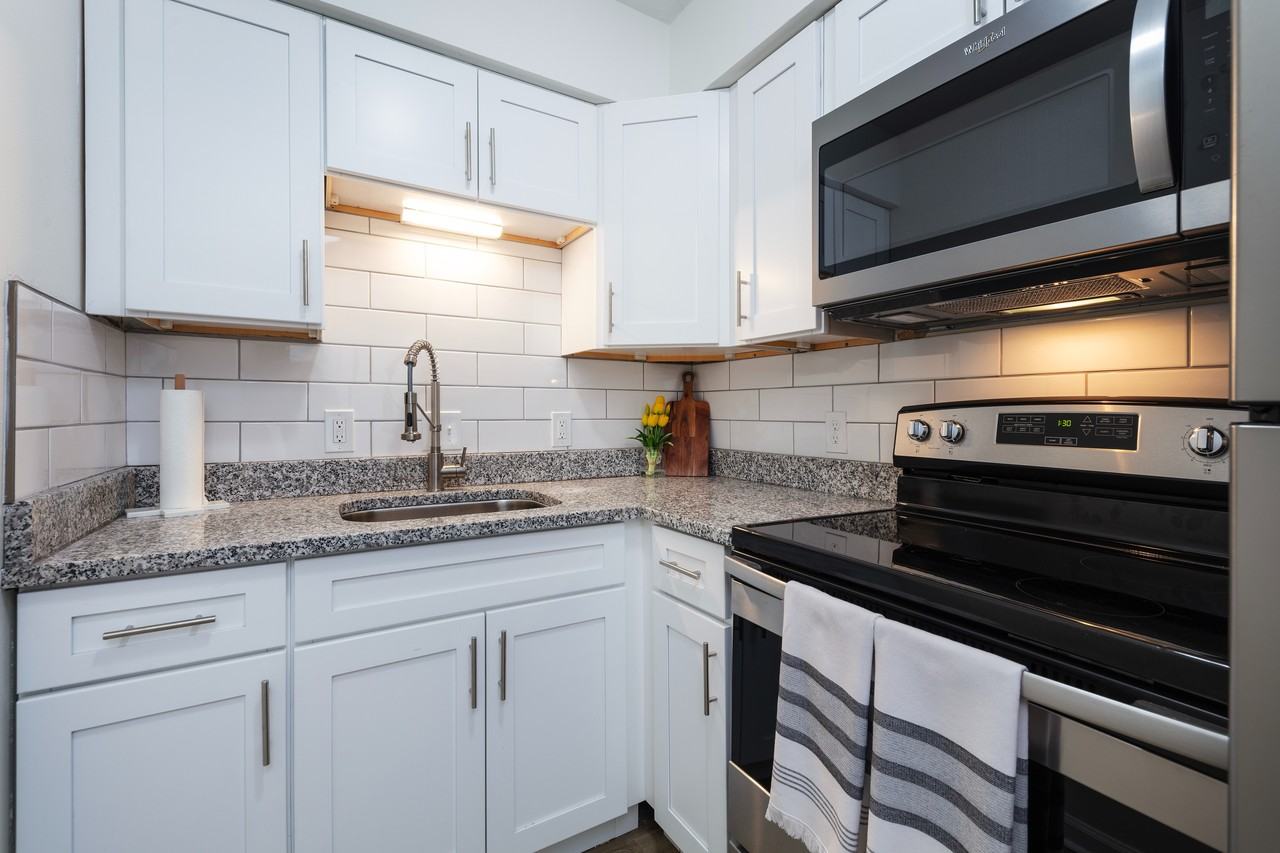 The Echelon - Photo 4 of 50