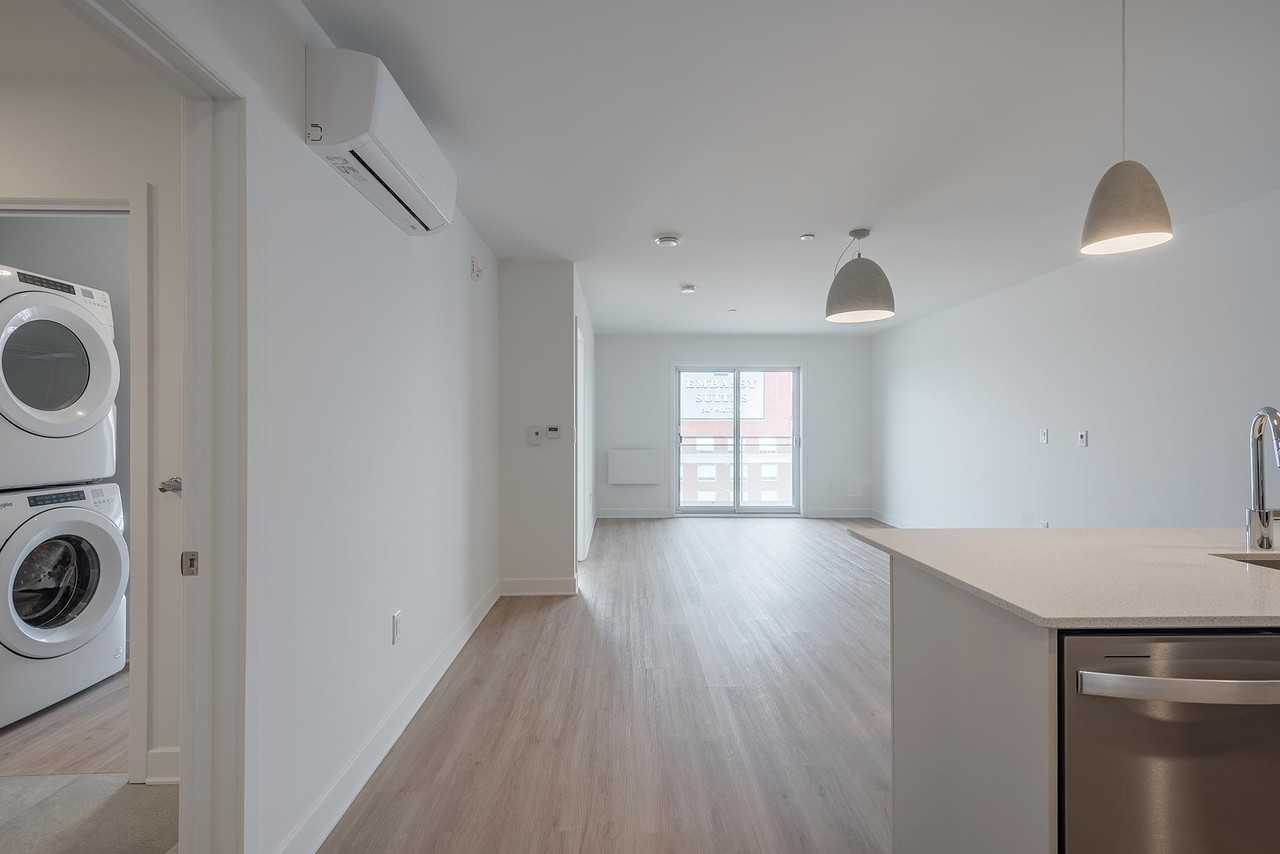 Urban West - Photo 3 of 48