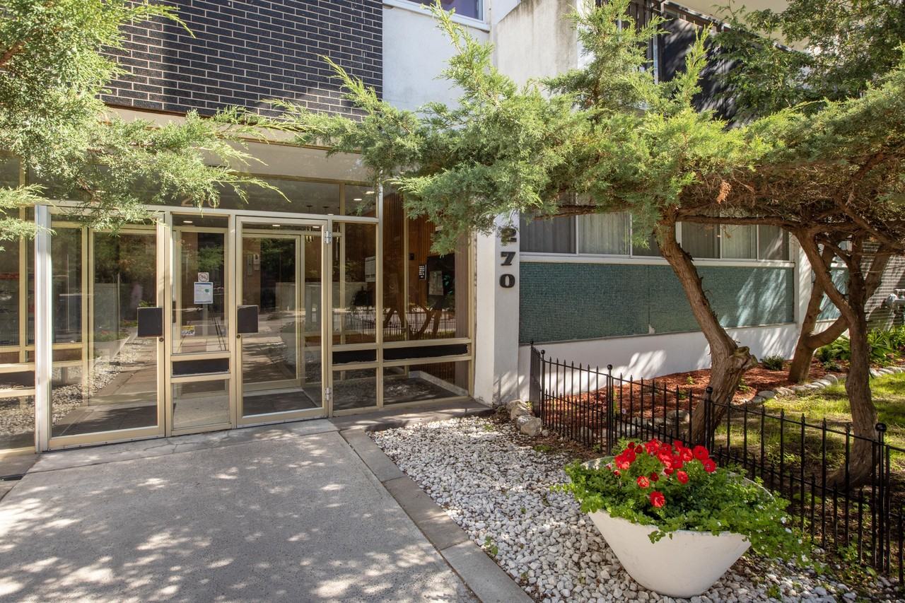 Saguenay Apartments 270 Somerset St W, Ottawa, ON K2P 0J7 Zumper