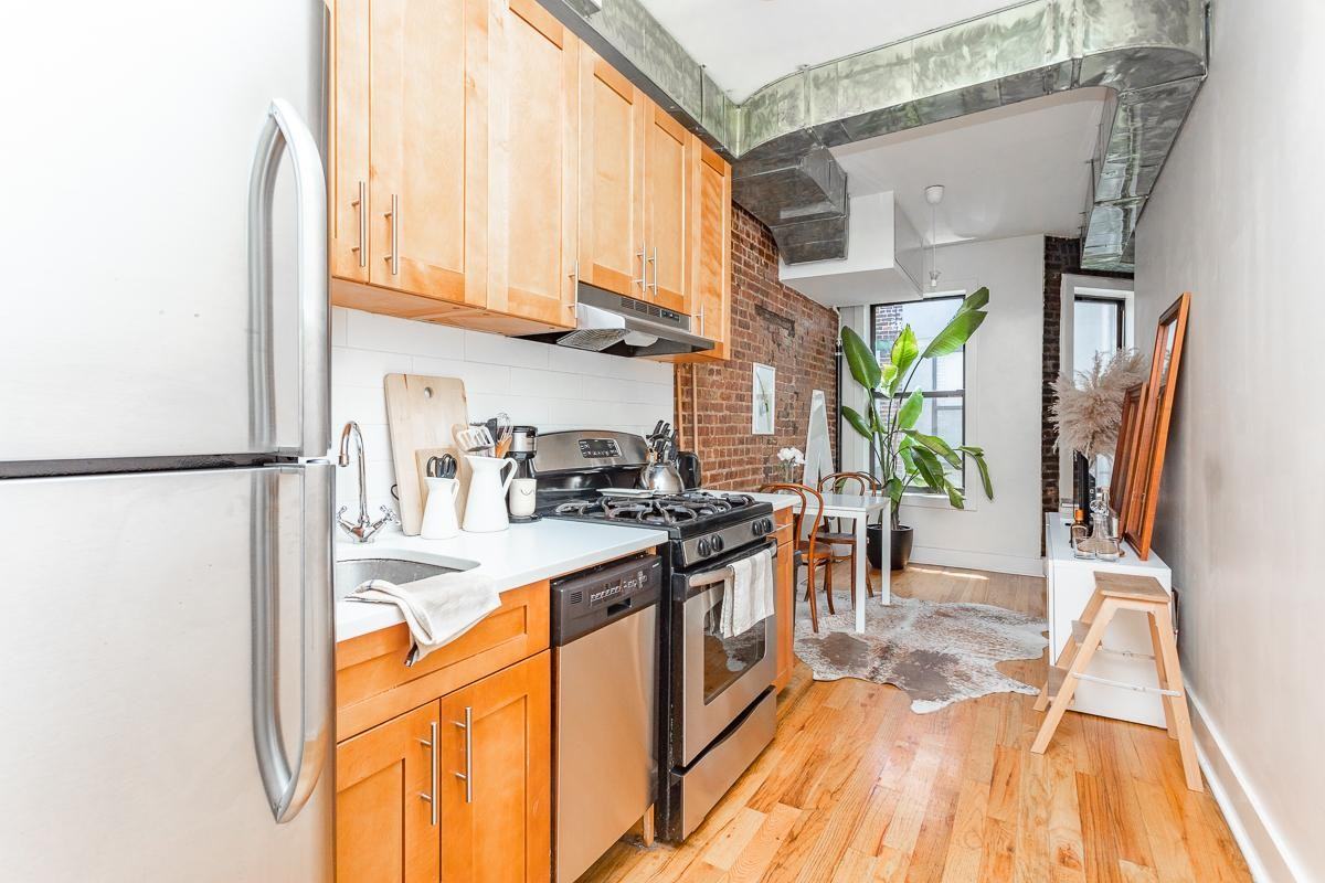 236 Irving Ave #2R - Photo 2 of 19